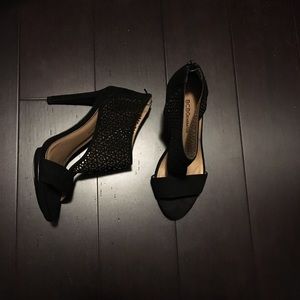 BCBG black pumps